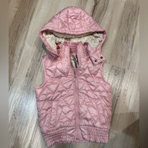 Girl’s Old Navy puffer vest w/hood